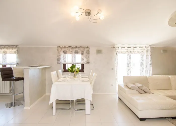 Dora Apartman Poreč