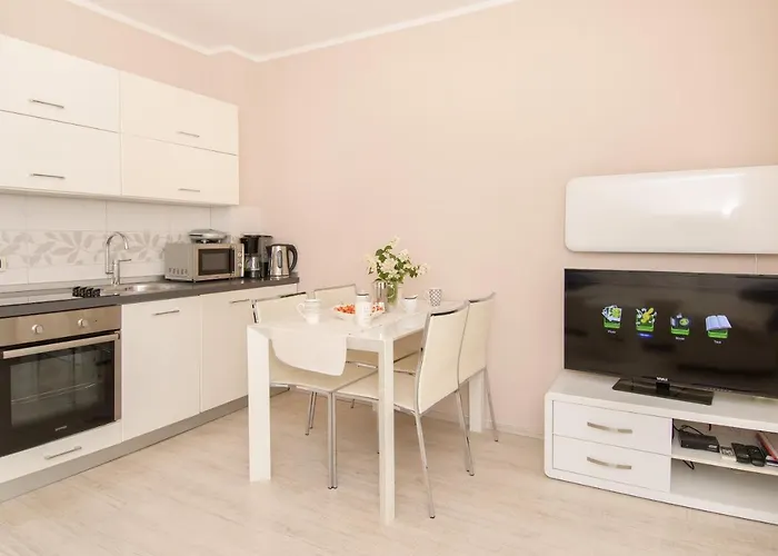 Apartament Dora